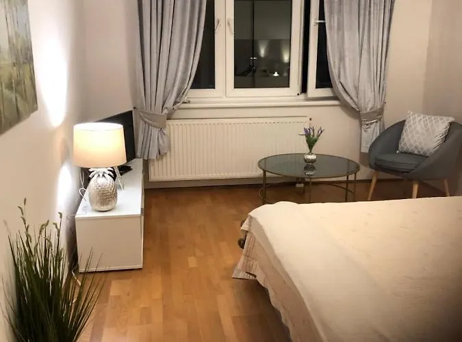 Britannica 아파트 *